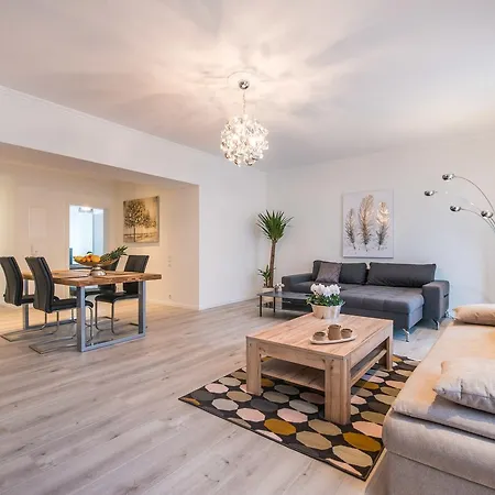 Apartment Ferienwohnung Am Augustaplatz