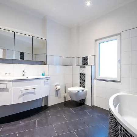 Apartment Ferienwohnung Am Augustaplatz *